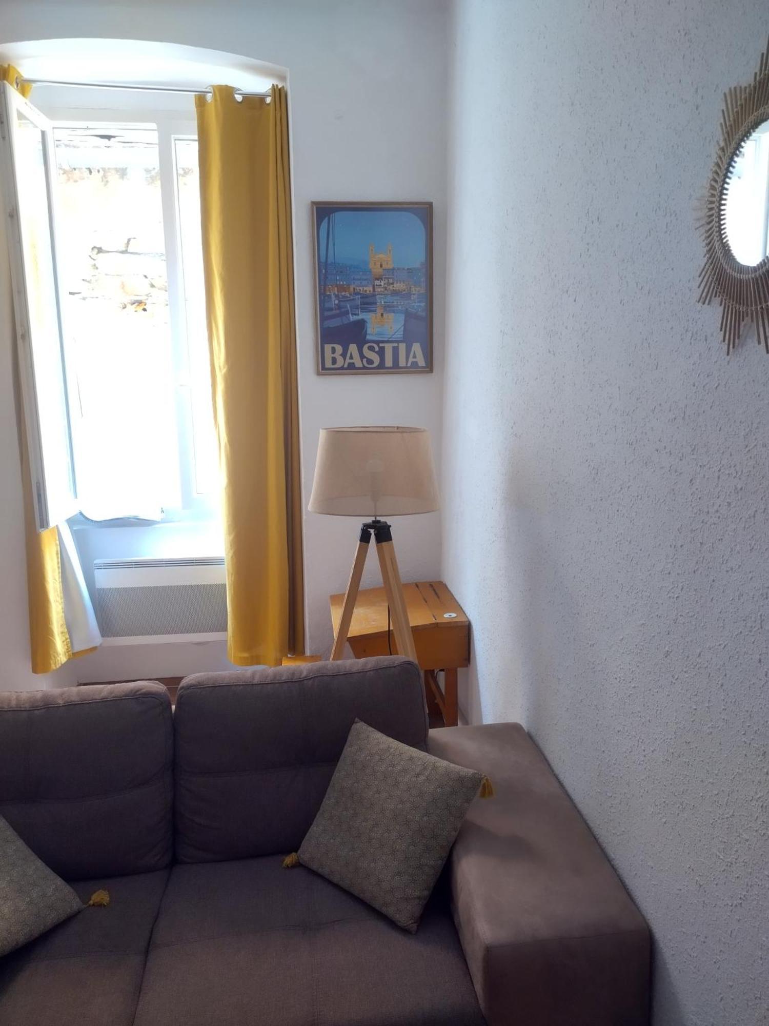 Appartement Meuble En Plein Centre De Bastia Bastia  Luaran gambar